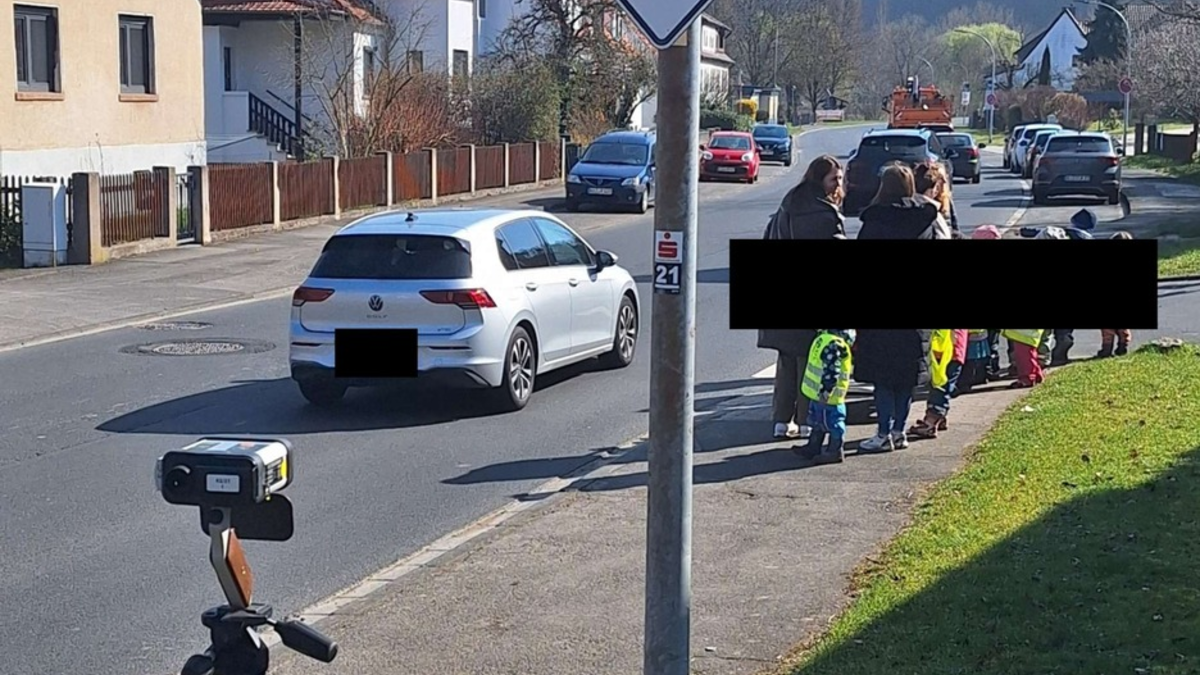 POL-ESW: Polizei Witzenhausen überwacht Geschwindigkeit im Bereich des Kindergartens - Foto: presseportal.de