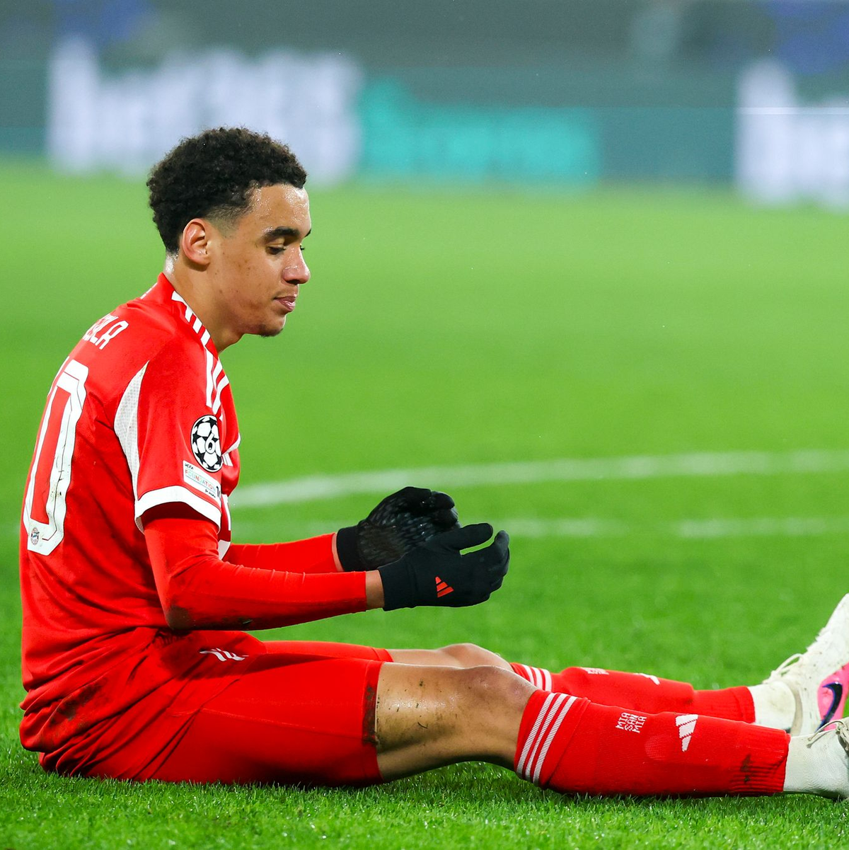 Jamal Musiala muss wegen einer Schmerzreaktion am operierten linken Fuß pausieren. Er reist darum auch nicht zur Nationalmannschaft. (Archivbild) - Foto: Jan Woitas/dpa