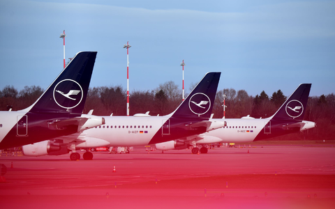 Die Lufthansa machte im Tarifstreit mit den Piloten einen neuen Vorschlag.  - Foto: Daniel Bockwoldt/dpa/Daniel Bockwoldt