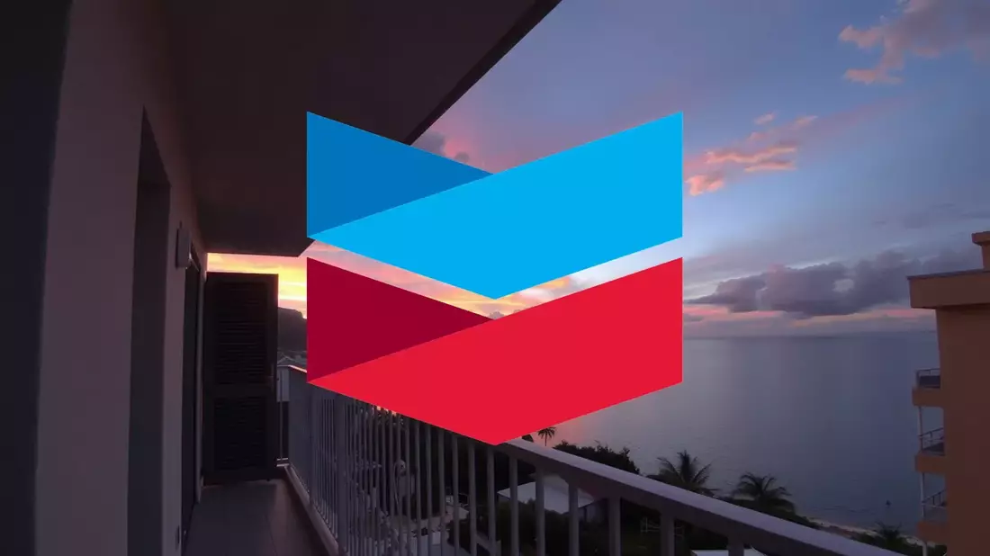 Chevron: Un Gigante Petrolero Entre la Bonanza Geopolítica y la Presión Regulatoria Illustration mit AI erstellt übermittelt durch boerse-global.de