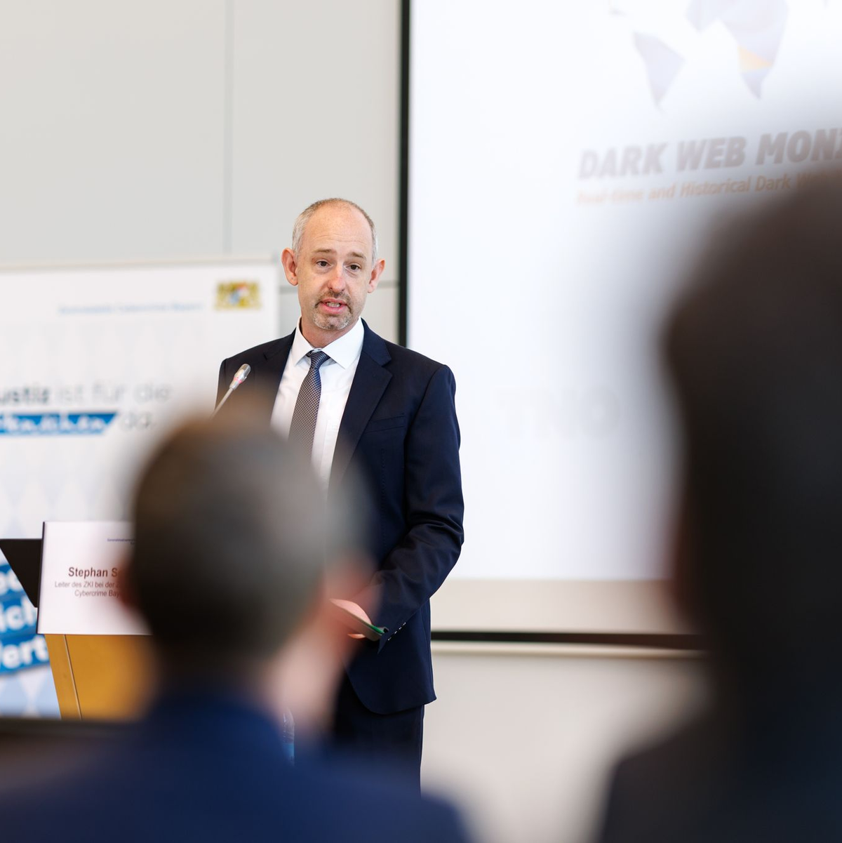 Stephan Schäl, Leiter des Zentrums zur Bekämpfung von Kinderpornographie und sexuellem Missbrauch im Internet - Foto: Matthias Balk/dpa