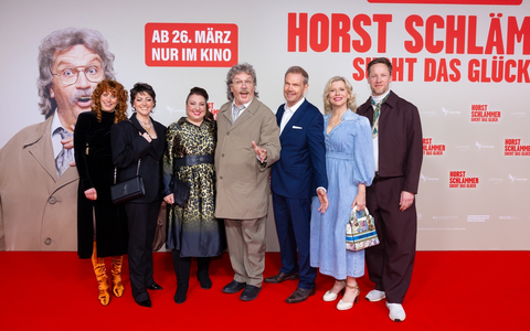 HORST SCHLÄMMER SUCHT DAS GLÜCK / Horst Schlämmer bringt das Glück nach Essen: Der Kultreporter begeistert bei Weltpremiere - Foto: presseportal.de