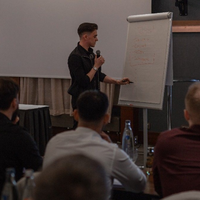 Social Media als Wachstumssystem: Wie Danil in Berlin mit klarer Strategie überzeugte - Foto: presseportal.de