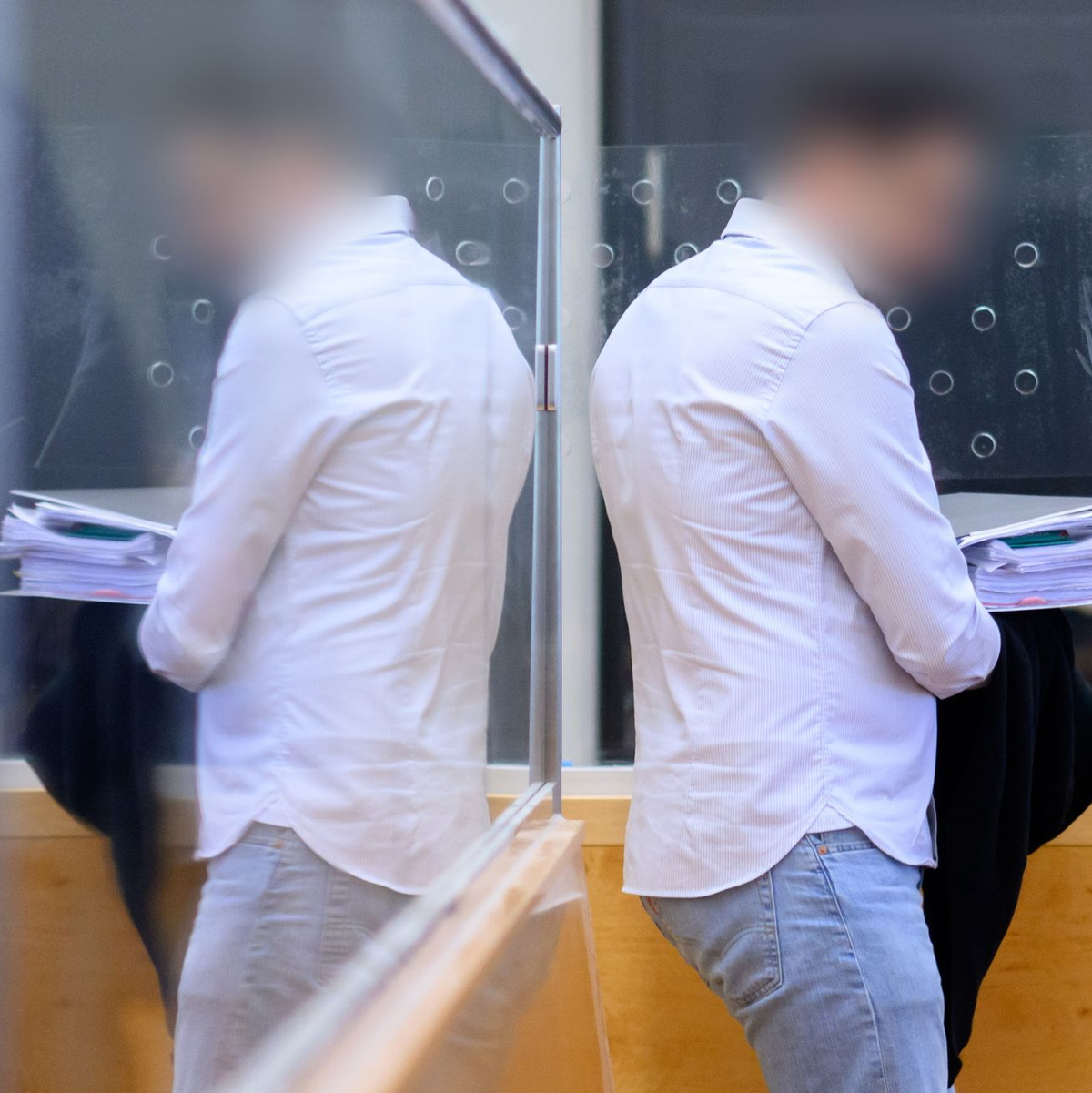 Ein Staatsanwalt verrät Interna an Drogenbosse - und wird dafür verurteilt. (Archivbild)  - Foto: Julian Stratenschulte/dpa