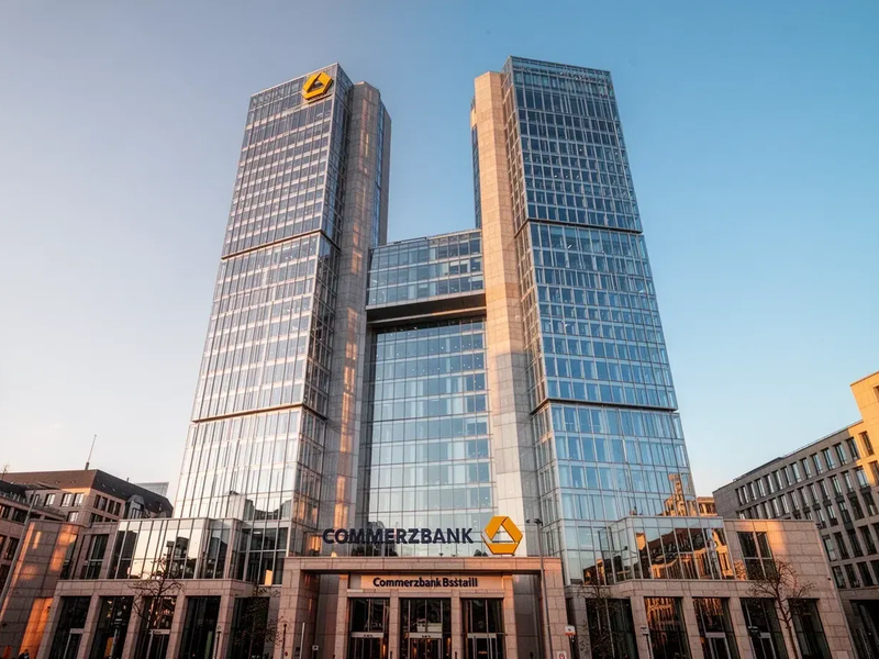 Commerzbank Aktie: Übernahmeangebot ohne Prämie - Foto: über boerse-global.de
