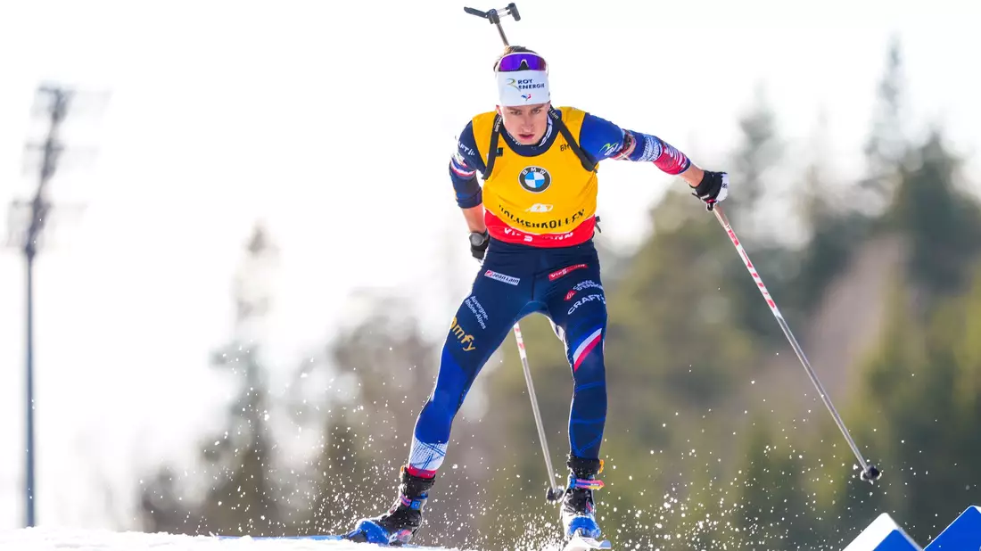 Éric Perrot sichert sich den Triumph im Gesamtweltcup. - Bild: Heiko Junge/NTB/dpa