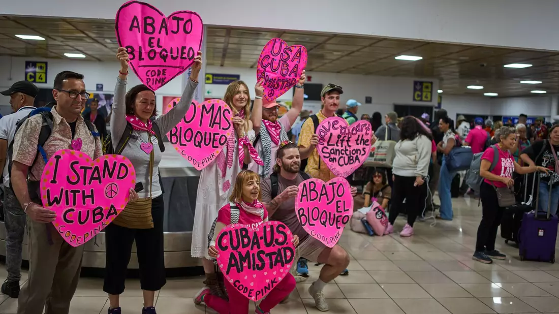 Aktivisten aus mehreren Ländern sind in Havanna bereits eingetroffen.  - Bild: Ramon Espinosa/AP/dpa