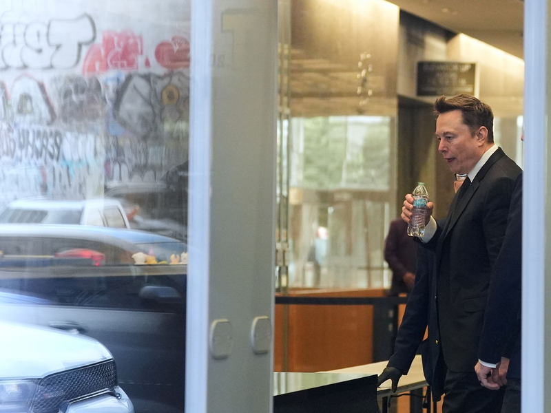 Geschworene bewerteten Musks damalige Äußerungen als gezielte Manipulation des Twitter-Aktienkurses. (Archivbild) - Foto: Godofredo A. Vásquez/AP/dpa