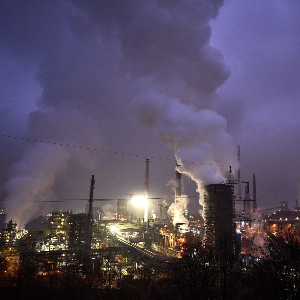 Die Stahlindustrie ist sehr energieintensiv. (Archivbild) - Foto: Bernd Thissen/dpa