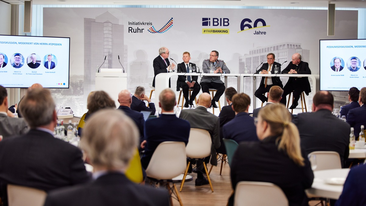 Weltlage: 80 Unternehmen tauschen sich in Essen zum Thema Sicherheit und Resilienz aus - Foto: presseportal.de