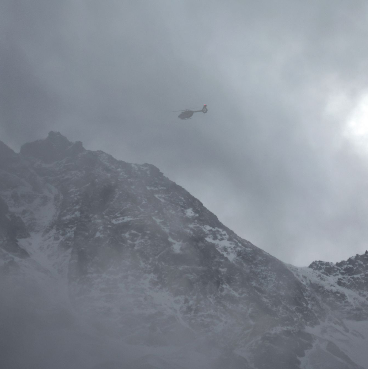 In den Alpen kam es in dieser Wintersaison schon mehrfach zu Lawinenunglücken. (Archivbild) - Foto: Karl-Josef Hildenbrand/dpa