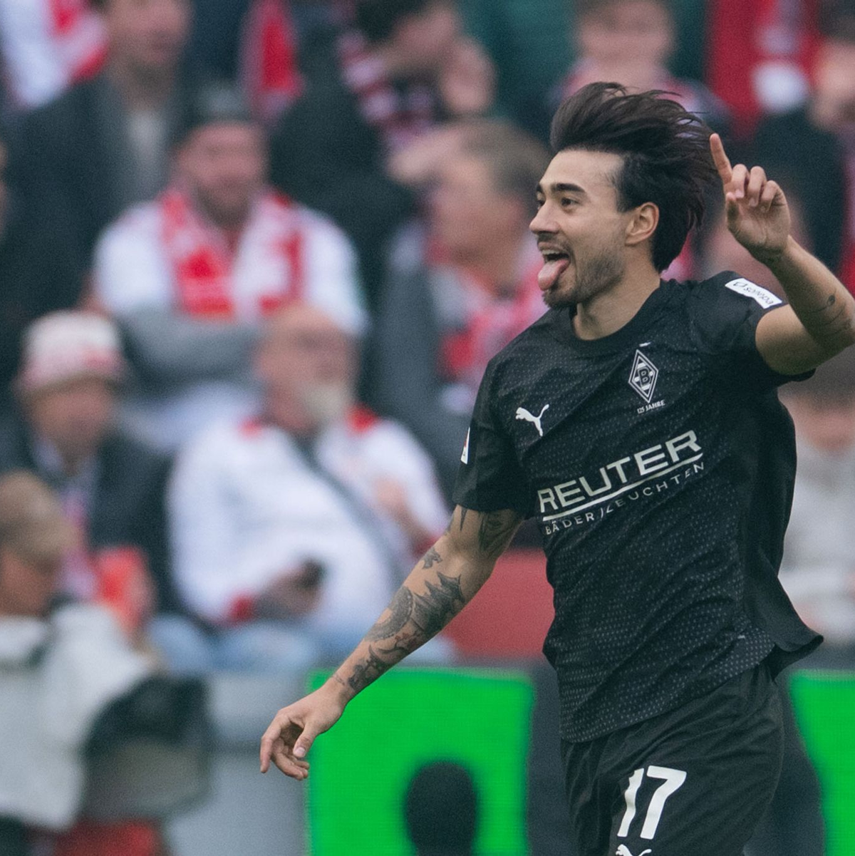 Jens Castrop bejubelt sein Traumtor. - Foto: Marius Becker/dpa