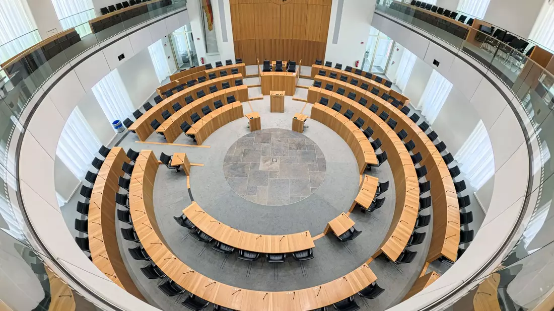 In Rheinland-Pfalz ist nach der Wahl eine neue Regierungskonstellation wahrscheinlich. (Archivbild) - Bild: Boris Roessler/dpa