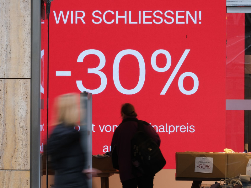 Die Zahl der Schließungen im Einzelhandel übersteigt die der Neueröffnungen deutlich. - Foto: Bernd Weißbrod/dpa