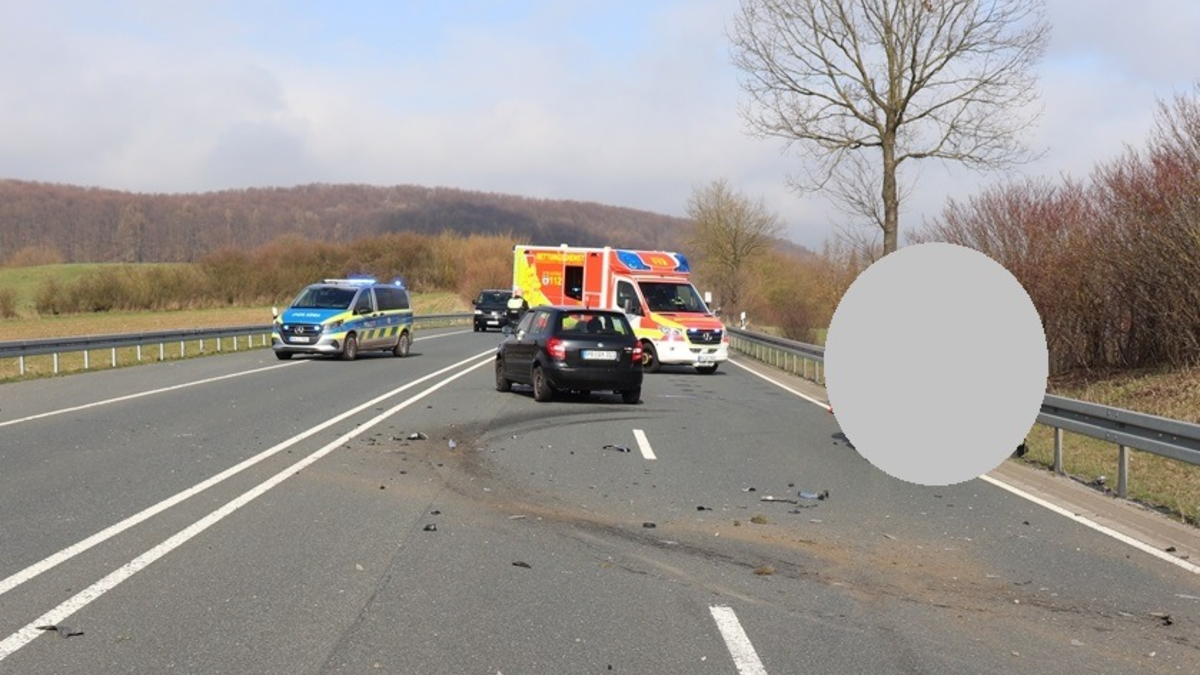 POL-HX: 26-jähriger bei Verkehrsunfall verletzt - Foto: presseportal.de