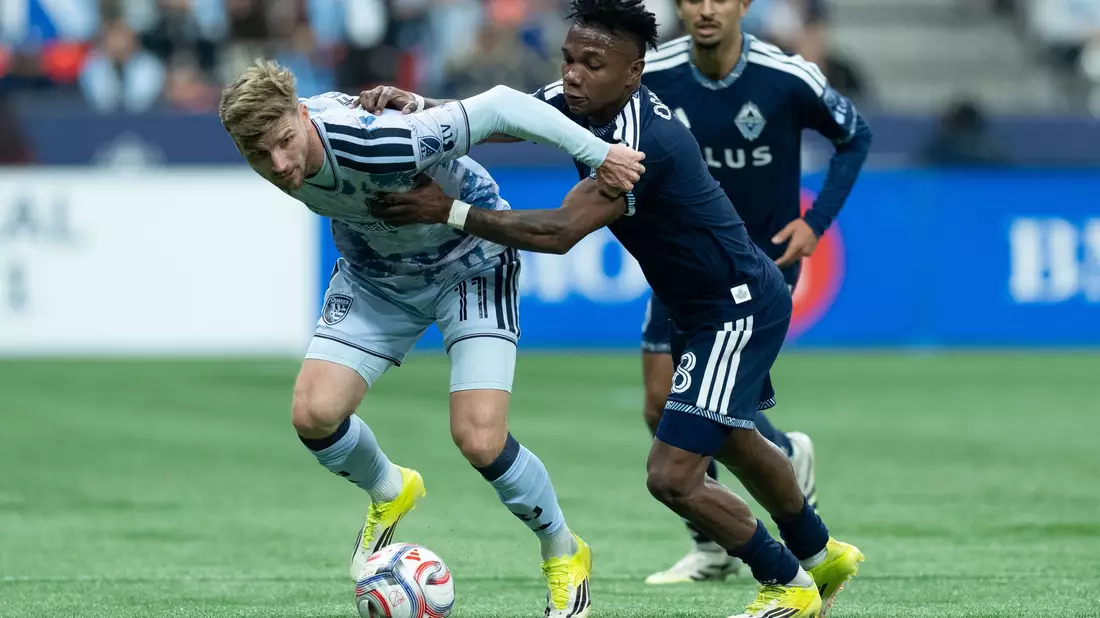 Timo Werner gewann mit San Jose gegen Vancouver um Thomas Müller. - Bild: Ethan Cairns/The Canadian Press/AP/dpa