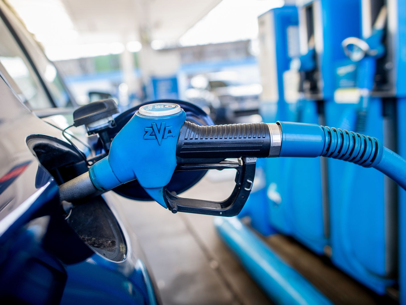 Geht es mit den Spritpreisen noch weiter nach oben? (Symbolbild) - Foto: Hauke-Christian Dittrich/dpa