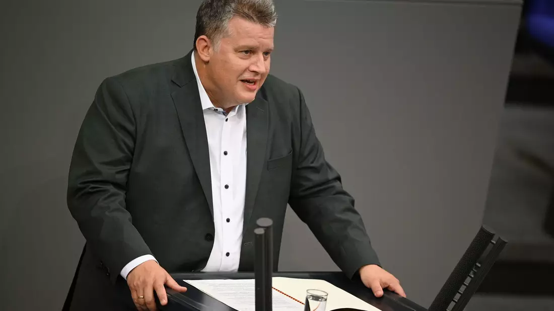 Der SPD-Abgeordnete Carsten Träger war umweltpolitischer Sprecher seiner Fraktion und Parlamentarischer Staatssekretär im Bundesumweltministerium. (Archivbild) - Bild: Niklas Graeber/dpa