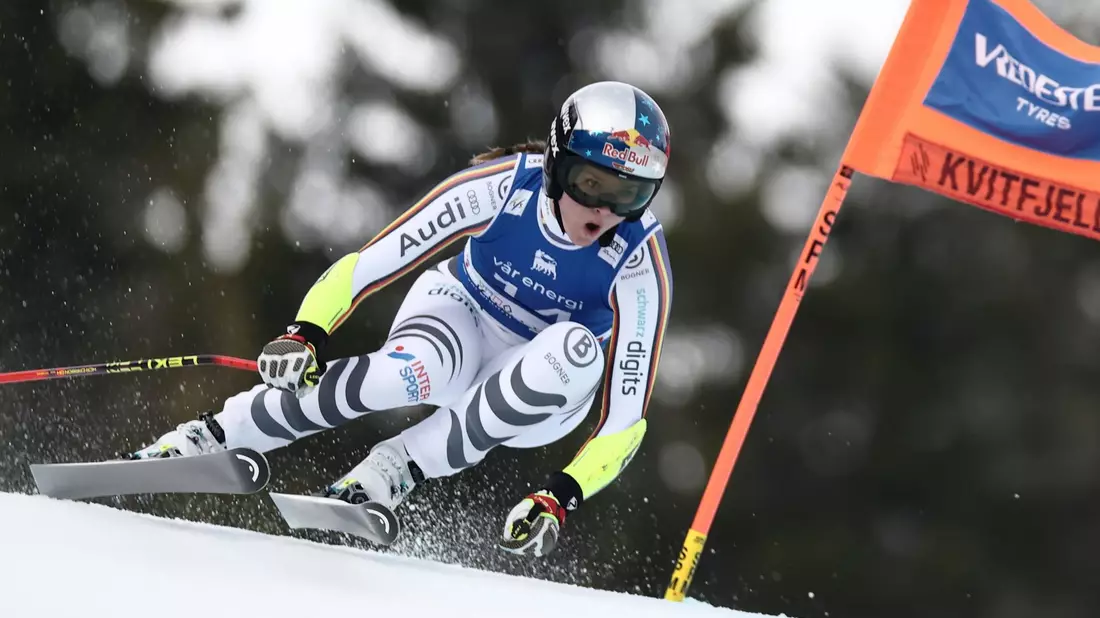 Für Deutschlands beste Alpin-Athletin reicht es zum zweiten Mal an einem Wochenende nicht zum Podest. - Bild: Gabriele Facciotti/AP/dpa