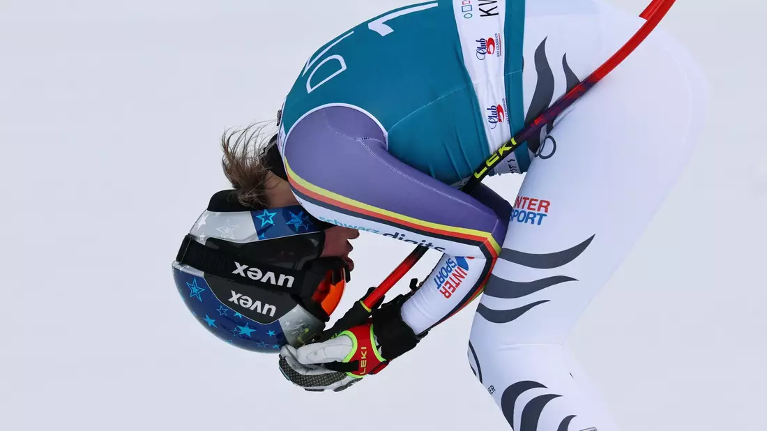 Emma Aicher verpasste den Gewinn der Abfahrts-Gesamtwertung. - Bild: Marco Trovati/AP/dpa