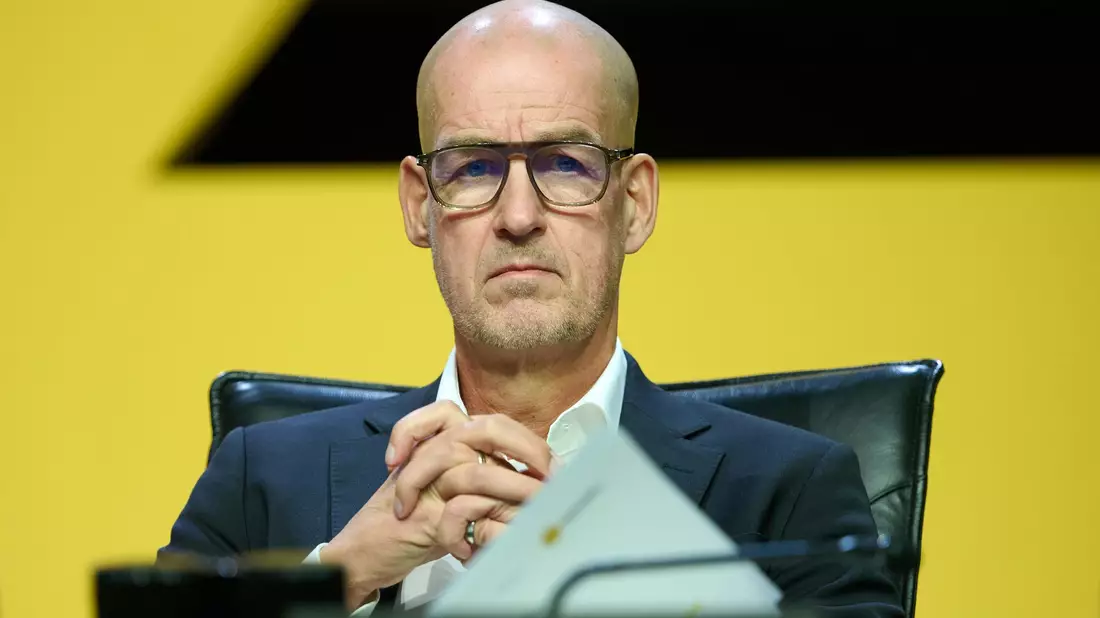 BVB-Boss Cramer verliert keine Zeit bei der Umgestaltung auf Führungsebene (Archivbild). - Bild: Bernd Thissen/dpa