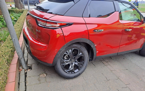 POL-STD: Ahlerstedt: Drei Leichtverletzte nach Vorfahrtsverstoß - Foto: presseportal.de