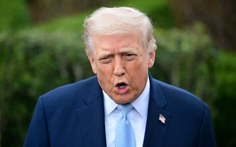 US-Präsident Trump will, dass Beamte der umstrittenen Behörde ICE sich um die Sicherheit an Flughäfen kümmern. (Archivbild) - Foto: Kyle Mazza, Kyle Mazza/TheNEWS2 via ZUMA Press Wire/dpa