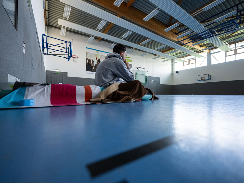 In Münster mussten Studenten ohne Wohnung auch schon in Turnhallen schlafen. (Archivbild) - Foto: Guido Kirchner/dpa