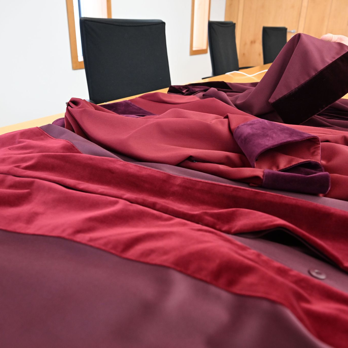 Je nach Hersteller variiert oft der Rot-Ton.  - Foto: Uli Deck/dpa