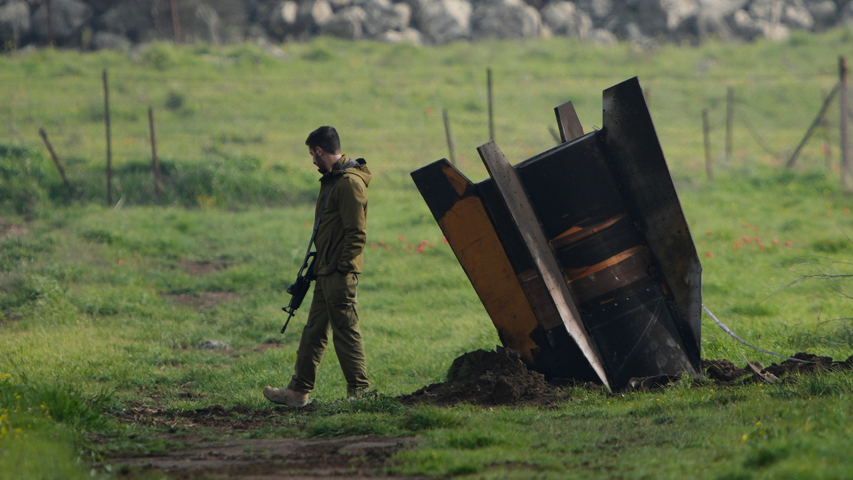 Die besonders schnelle iranische Rakete «Sedschil» erreicht Israel in gut sieben Minuten. (Archivbild) - Foto: Ohad Zwigenberg/AP/dpa