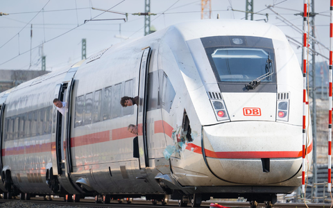 Schreck auf der ICE-Strecke Fulda-Hanau. - Foto: Boris Roessler/dpa