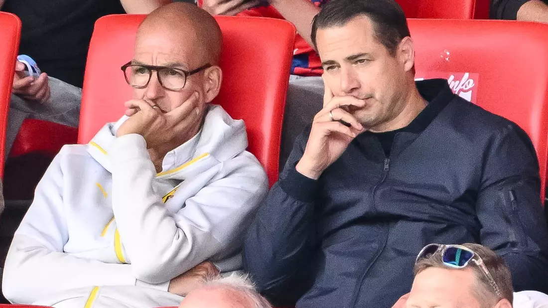 Carsten Cramer und Lars Ricken wollen Borussia Dortmund wieder titelreif machen (Archivbild).  - Bild: Harry Langer/dpa