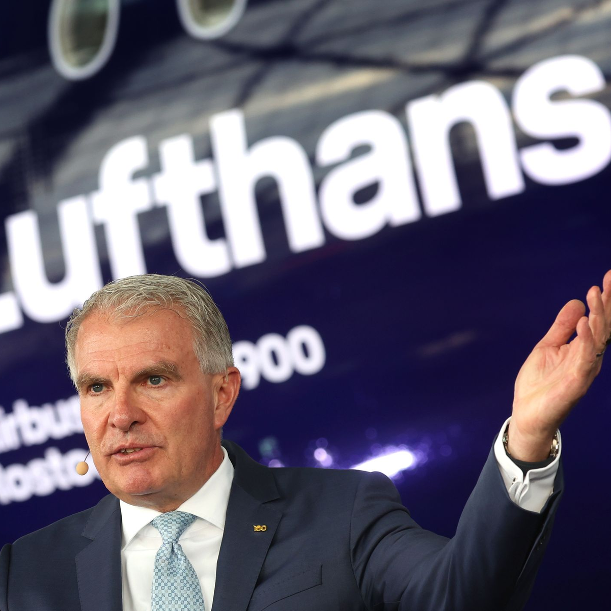 Lufthansa-Vorstandschef Carsten Spohr hat große Pläne am Münchner Flughafen. - Foto: Karl-Josef Hildenbrand/dpa