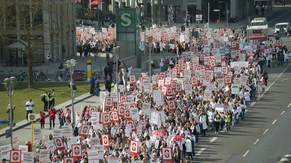 Apotheken-Protesttag: Zehntausende senden deutliches Signal an die Politik - Bild: presseportal.de