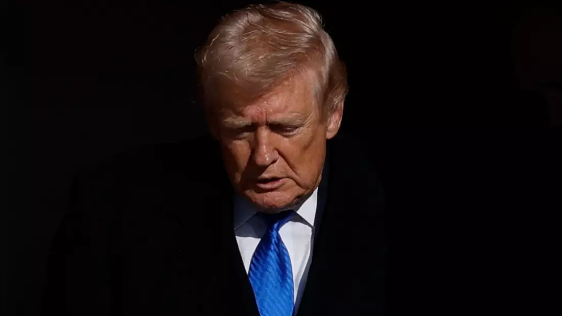 Nach Trumps Darstellung wurde man sich mit dem Iran in rund 15 Punkten einig.  - Bild: Luis M. Alvarez/AP/dpa