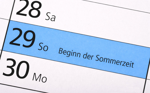 Verbrauchertipp | Sommerzeit beginnt: Auch die Zeitschaltuhr der Heizung prüfen - Foto: presseportal.de