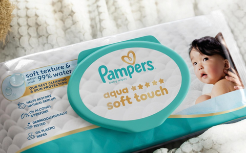 Die neuen Aqua Soft Touch Feuchttücher: Reinigung und Hautschutz mit verbesserter Textur und Formulierung - Foto: presseportal.de Die neuen Aqua Soft Touch Feuchttücher: Reinigung und Hautschutz mit verbesserter Textur und Formulierung - Foto: presseportal.de