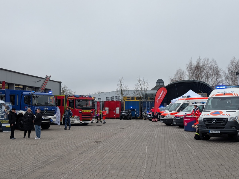 FW Bremerhaven: Positives Fazit zum Blaulicht Recruiting Day 2026 - Foto: presseportal.de