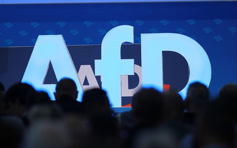 Logo auf AfD-Parteitag (Archiv) - Foto: via dts Nachrichtenagentur