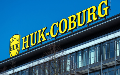 Die HUK-Coburg erwartet steigende Preise in der Kfz-Versicherung. (Archivbild) - Foto: Pia Bayer/dpa