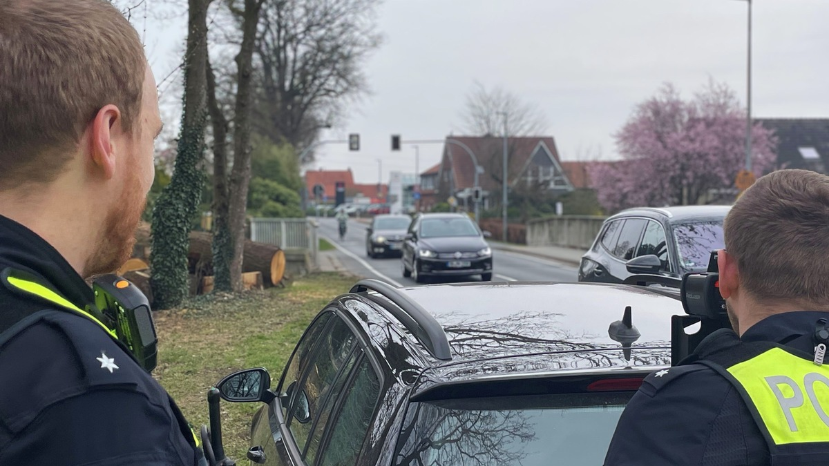 POL-DH: Stuhr - Anlassbezogene Verkehrsüberwachung auf der Varreler Landstraße - Foto: presseportal.de