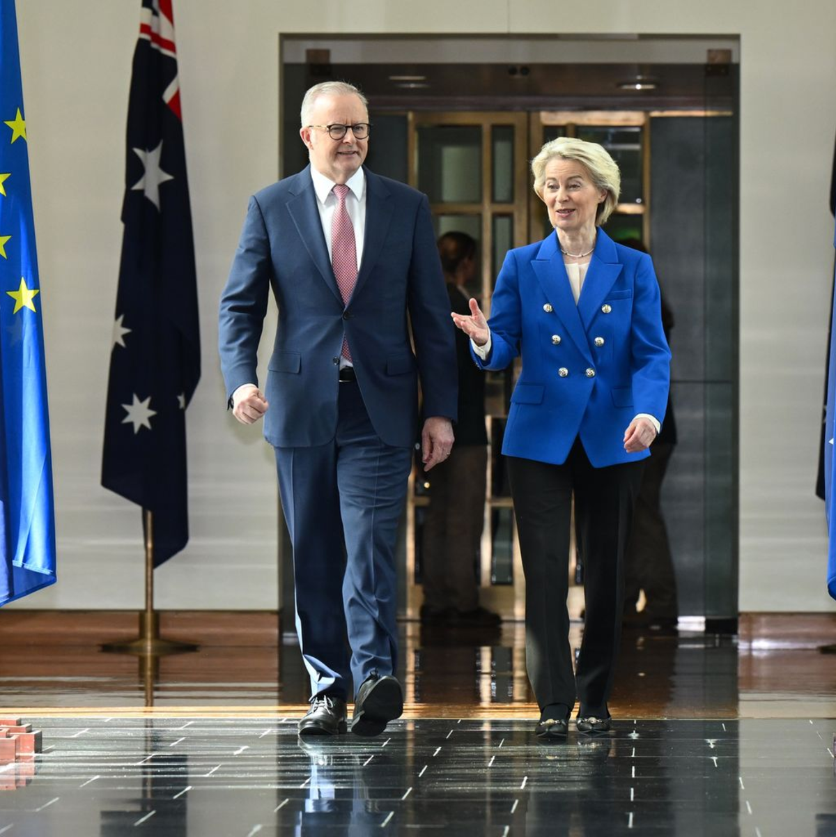 «Die EU und Australien mögen geografisch weit voneinander entfernt sein, aber wir könnten in Bezug auf die Art und Weise, wie wir die Welt sehen, nicht näher sein», sagt Ursula von der Leyen mit Blick auf die Beziehungen zu Australien. - Foto: Lukas Coch/AAP/dpa
