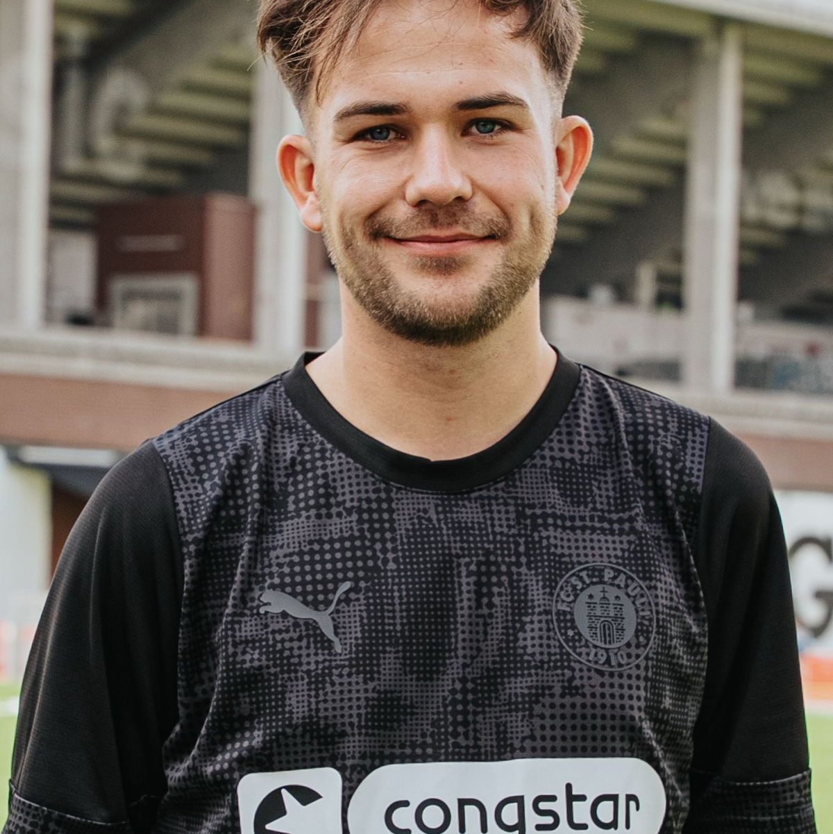 St. Paulis Nachwuchstrainer Christian Dobrick spricht über sein Coming-out. - Foto: -/FC St. Pauli/dpa