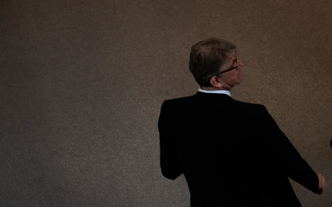 Gegen Äußerungen von Kulturstaatsminister Wolfram Weimer mit Blick auf den Deutschen Buchhandlungspreis geht ein Buchladen nun gerichtlich vor. (Archivbild) - Foto: Carsten Koall/dpa