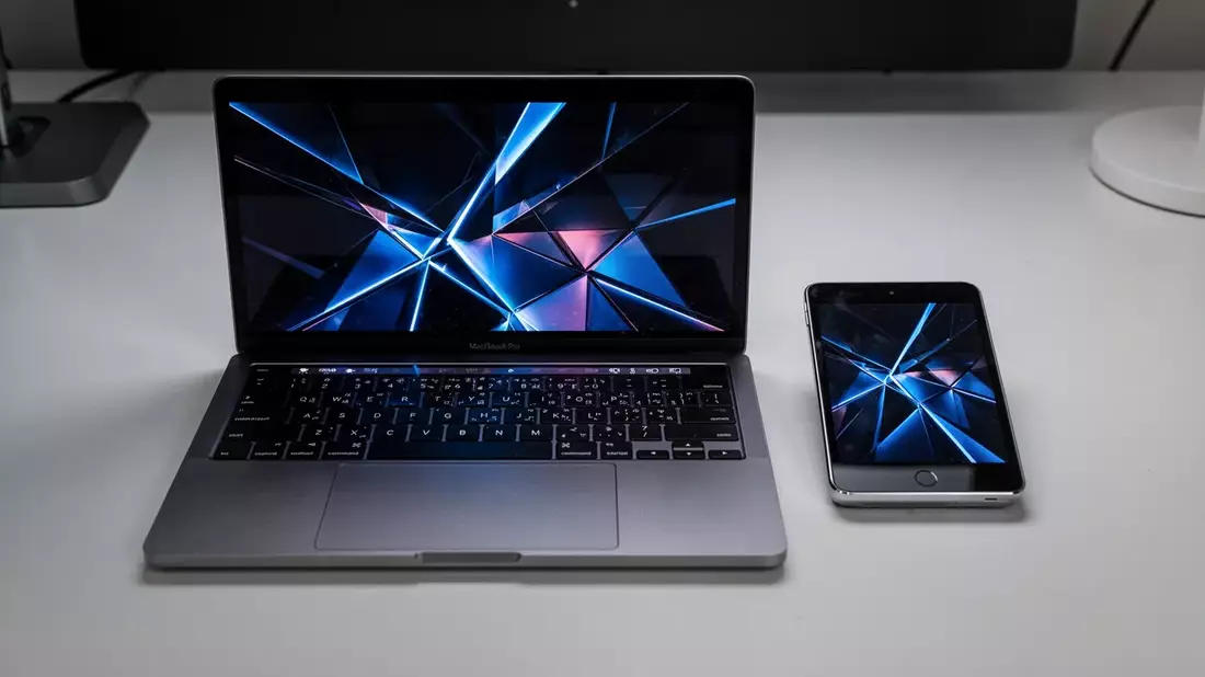 Apple setzt 2026 auf OLED für MacBook Pro und iPad mini - Bild: über boerse-global.de
