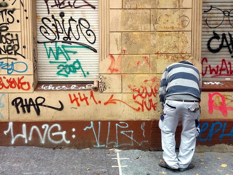 Graffiti-Entfernung (Archiv) - Foto: via dts Nachrichtenagentur