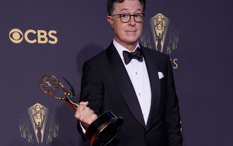 Zwei Monate vor seiner letzten Late-Night-Show hat US-Satiriker Stephen Colbert (61) seine Mitarbeit am Drehbuch für einen neuen «Herr der Ringe»-Film angekündigt. (Archivbild) - Foto: Chris Pizzello/Invision via AP/dpa