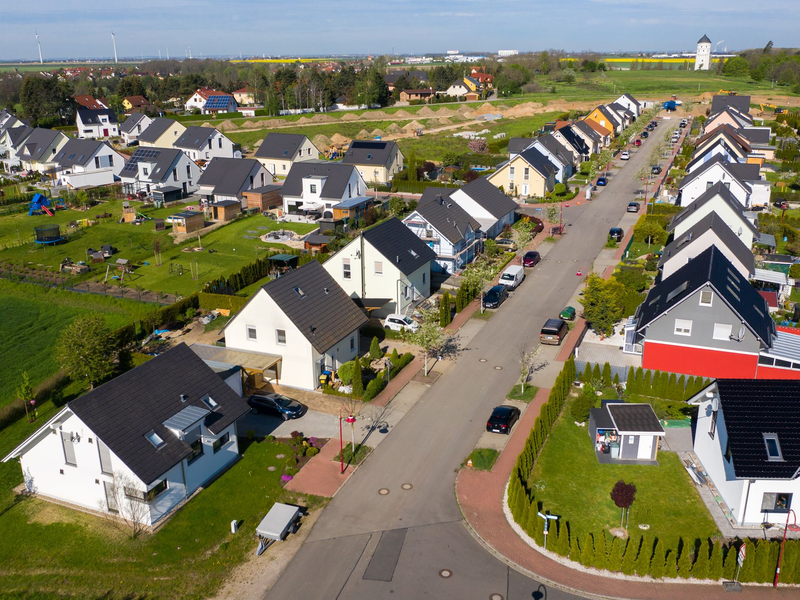 Eigenheime sind gefragt: Die Preise zogen 2025 deutlich an. (Archivbild) - Foto: Jan Woitas/dpa-Zentralbild/dpa