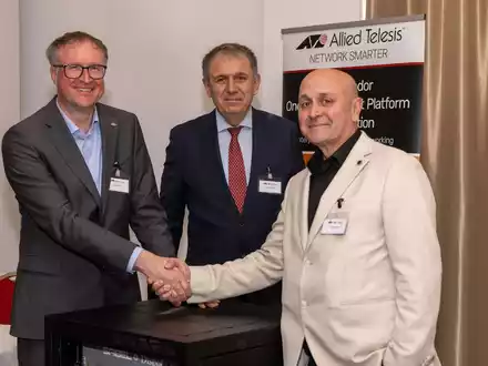 Allied Telesis: Partner SABEL & Dispotec - Foto: S.A.B.E.L. Handels GmbH/Wolfgang Springler über pressetext.de