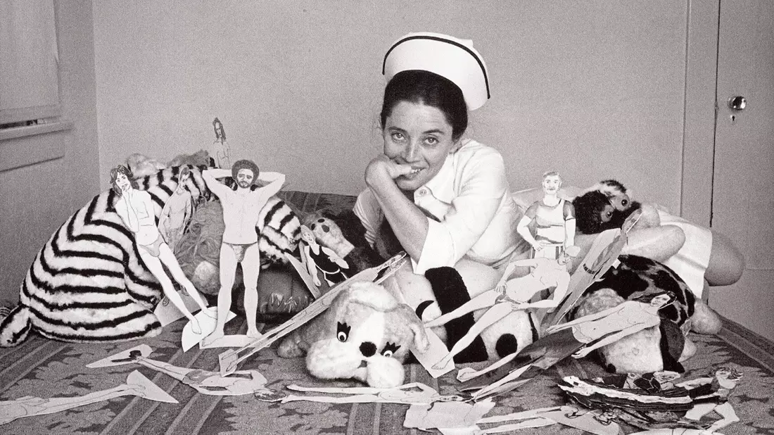 Pionierin der performativen Selbstinszenierung / Das Kunstmuseum Liechtenstein zeigt ab 27. März die erste Retrospektive von Eleanor Antin in Europa - Bild: presseportal.de